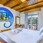 Otel Ionia 2*