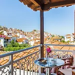 Ionia Hotell 2*