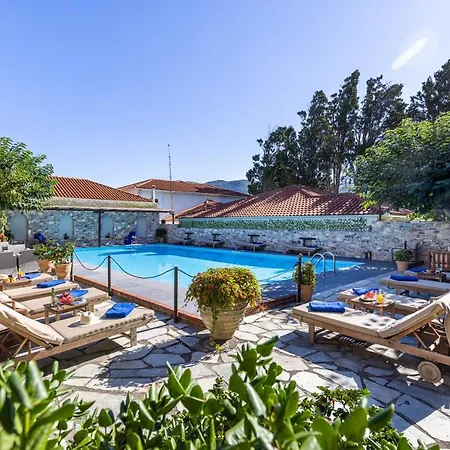 Ionia Hotel 2*